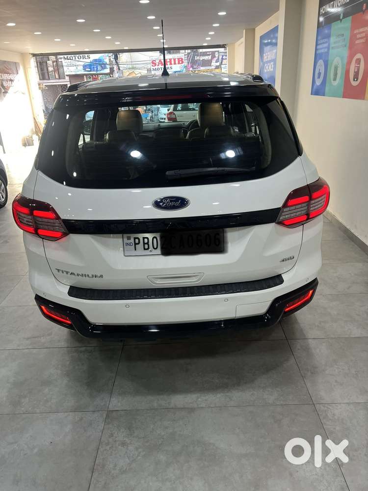 Ford Endeavour 3.2 Titanium At 4x4, 2016, Diesel