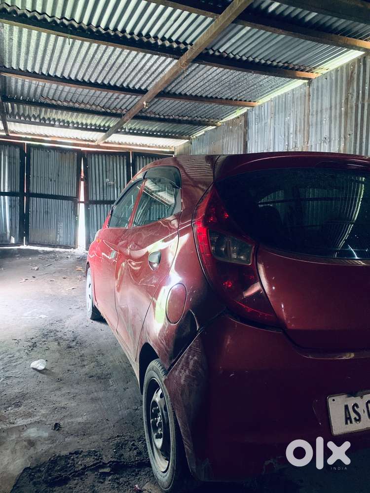 Hyundai Eon Petrol 32719 Km Driven