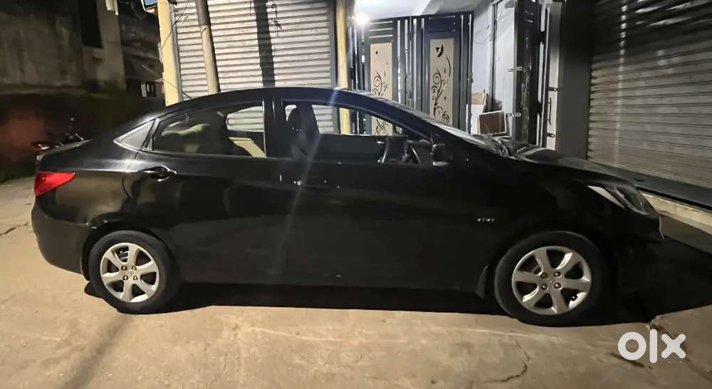 Hyundai Verna 2012 Petrol 26500 Km Driven