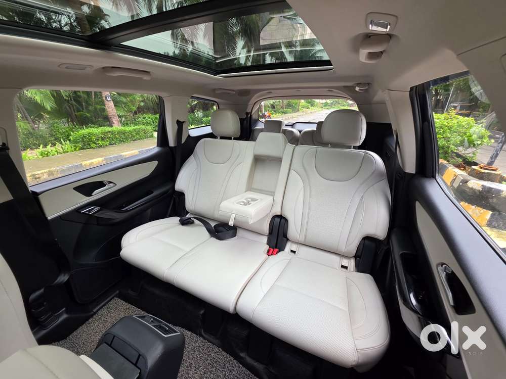 Mahindra Xuv700 2.2 Ax 7 Diesel At Luxury Pack Str, 2022, Diesel