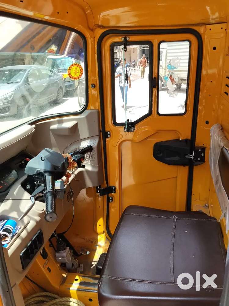Bajaj Maxima C
