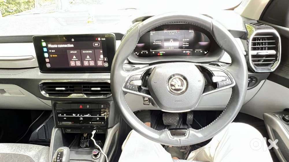 Skoda Kylaq Signature Plus At, 2026