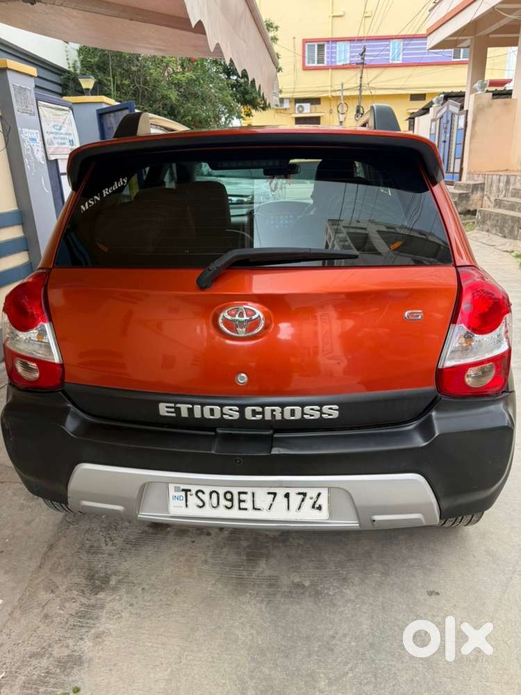 Toyota Etios Cross