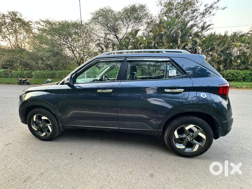 Hyundai Venue Sx (o) Mt 1.5 Diesel, 2020, Diesel