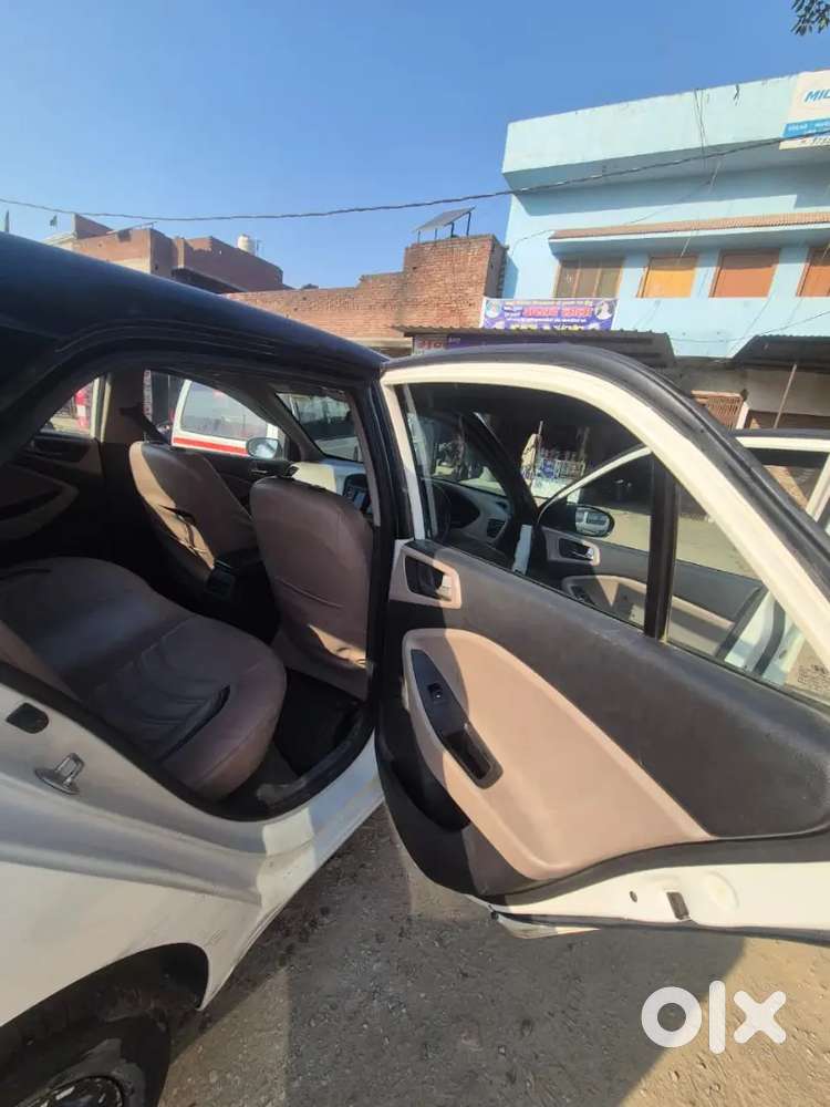 Hyundai I20 2015 Diesel 94000 Km Driven