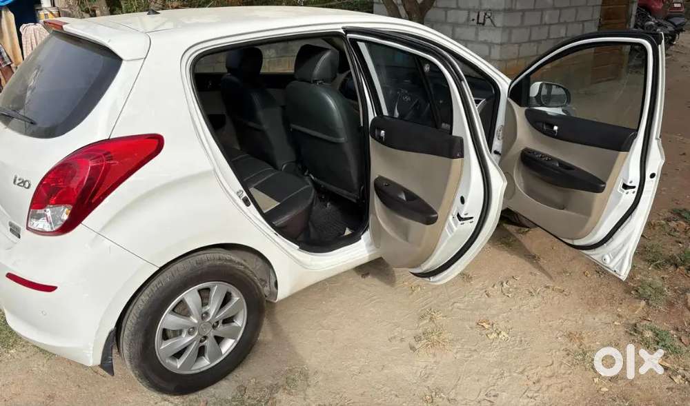 2014 Hyundai I20 Asta 1.2 Petrol  Top Model  Well Maintained