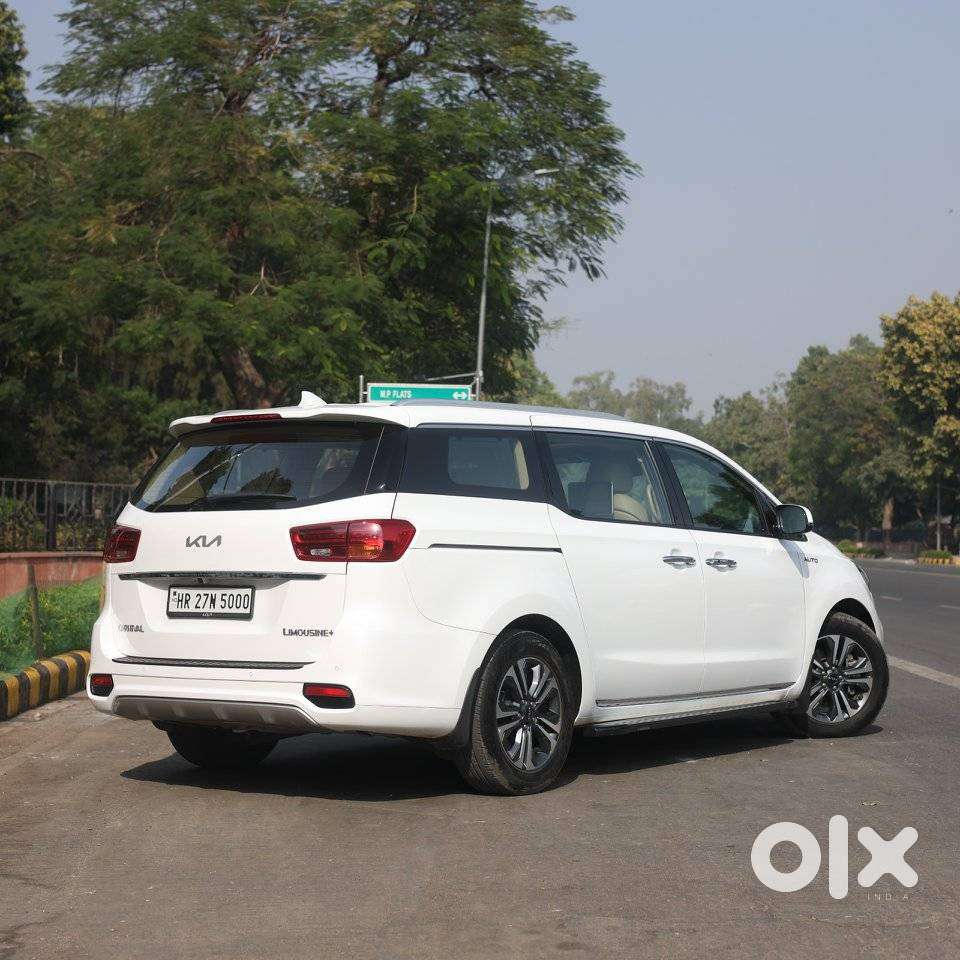 Kia Carnival Limousine Plus 7 Str, 2022, Diesel