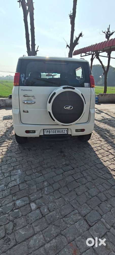 Mahindra Quanto 2014 Diesel 121999 Km Driven