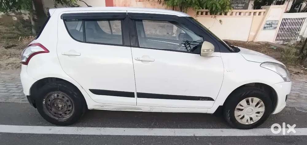 Swift Maruti Suzuki 2012 Year