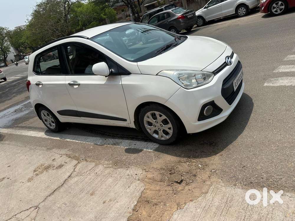 Hyundai Grand I10 2013-2016 Crdi Sportz, 2015, Diesel