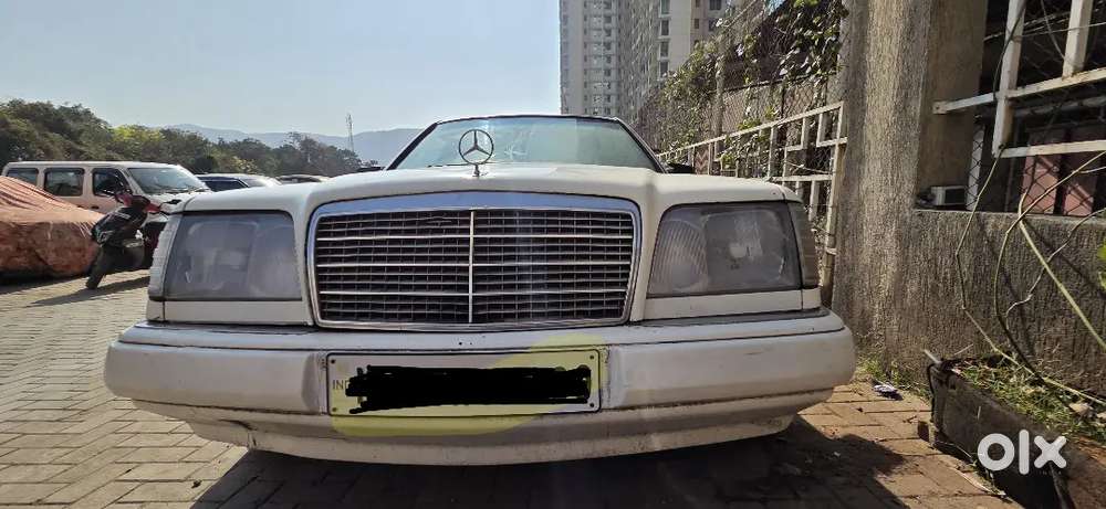 Mercedes-benz E-class 2004 Petrol 50000 Km Driven With Vip Number