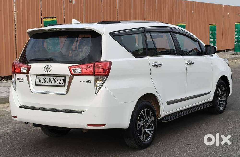 Toyota Innova Crysta [2020-ongoing] 2.7 Gx Mt 8 Str, 2022, Diesel
