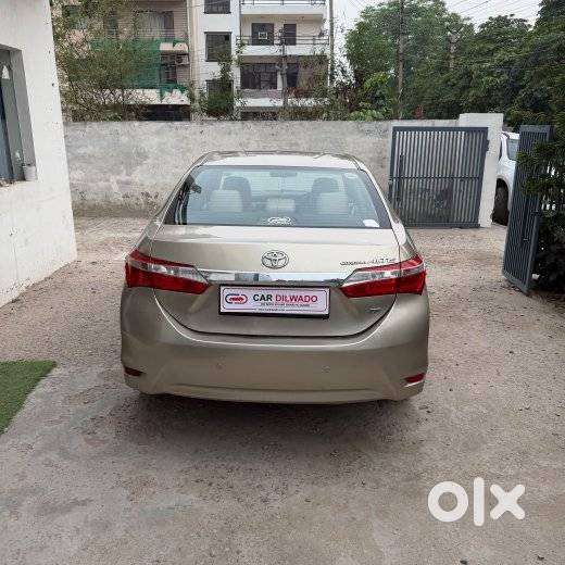 Toyota Corolla Altis Vl At, 2015, Petrol