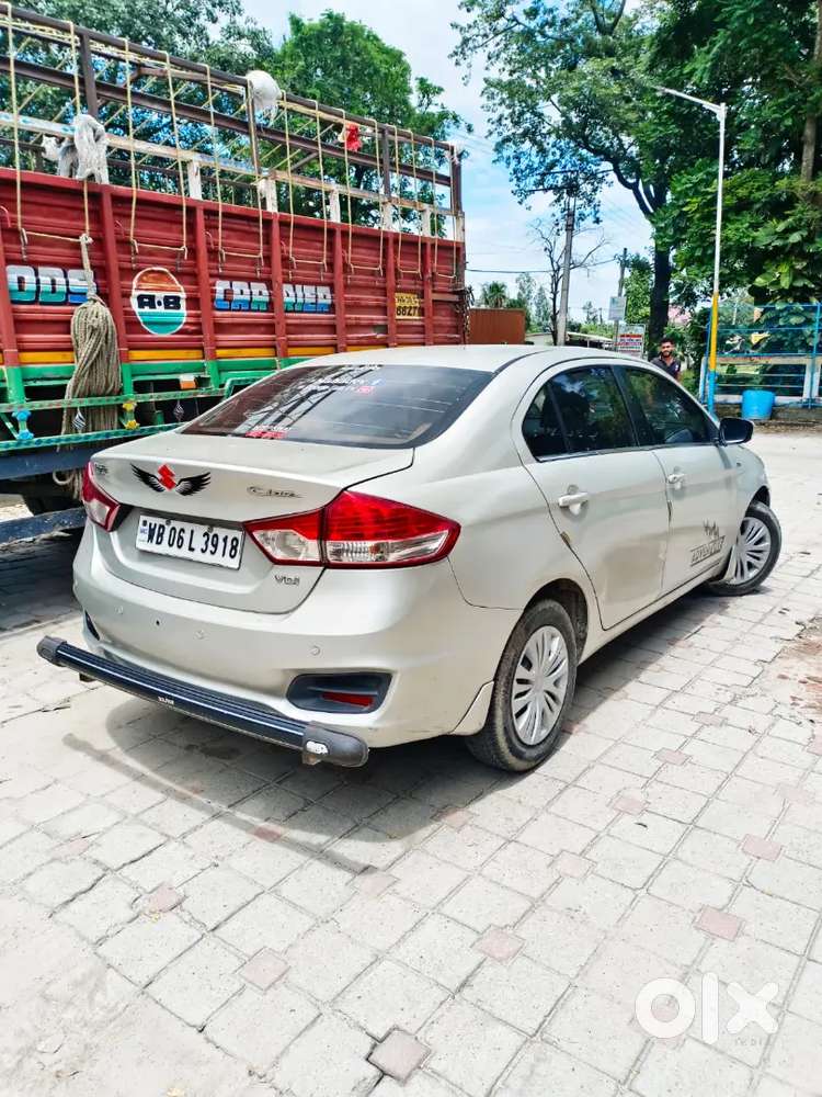 Maruti Suzuki Ciaz 2015 Diesel 76000 Km Driven