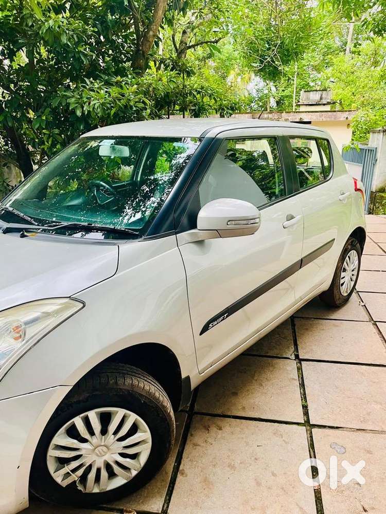 Maruti Suzuki Swift 2012 Petrol Well Maintained