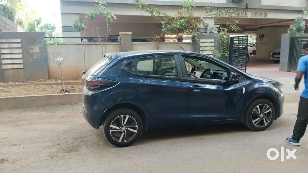 Tata Altroz Zxa 2023 Petrol 57500 Km Driven Well Maintained