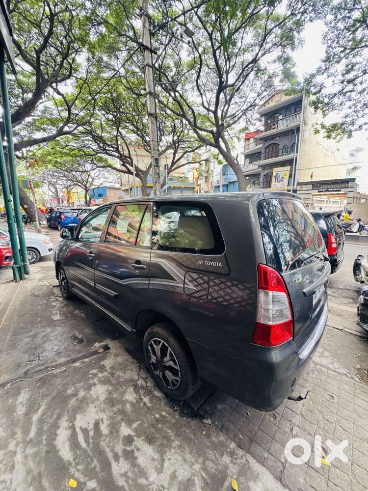 Toyota Innova 2.5 G (Diesel) 8 Seater, 2012, Diesel
