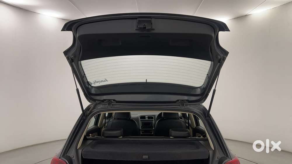 Volkswagen Polo 2009-2013 Petrol Highline 1.2l, 2015, Petrol