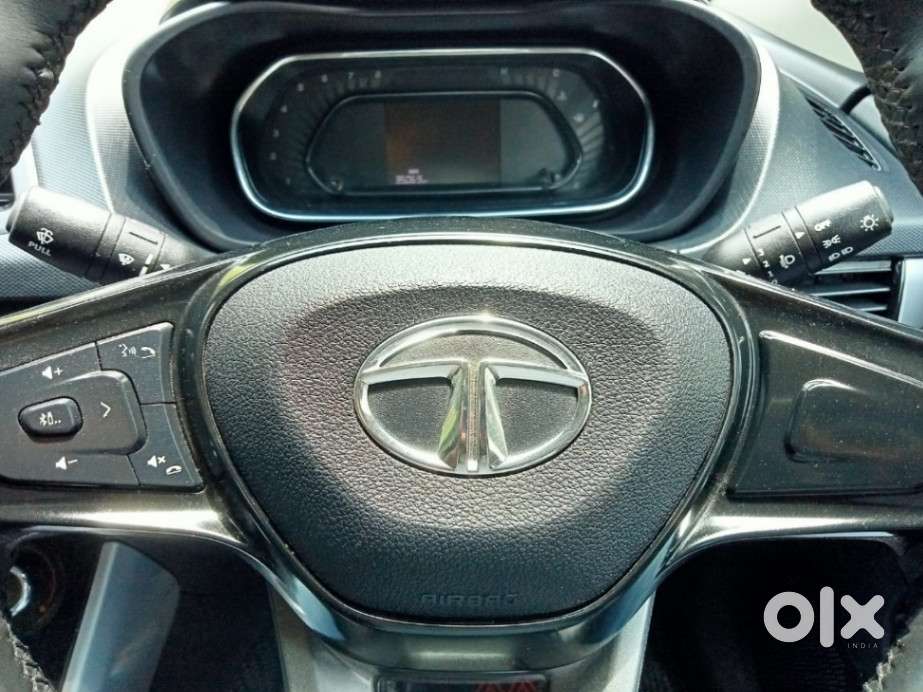 Tata Nexon 1.5 Revotorq Xm (s), 2023, Petrol