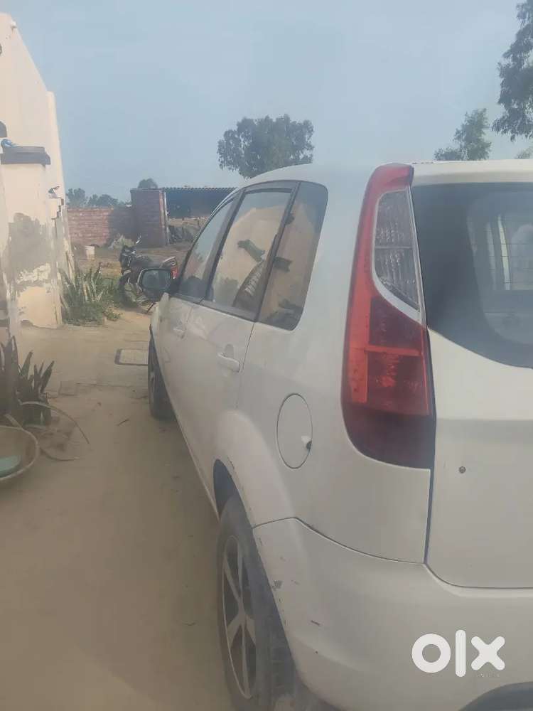 Ford Figo Diesel Zxi 2012   All Paper Done