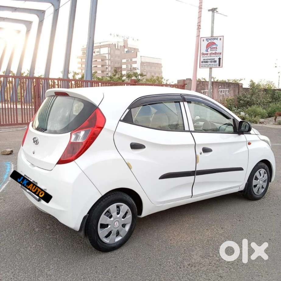 Hyundai Eon Era +, 2017, Petrol