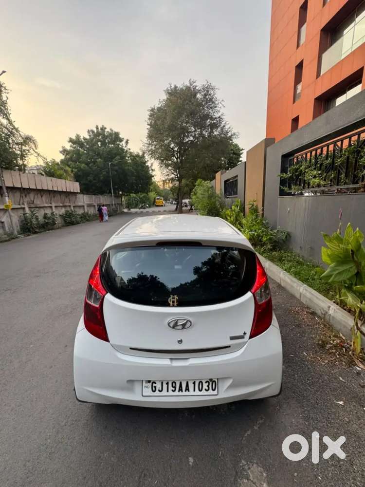 Hyundai Eon 2012 Petrol Well Maintained
