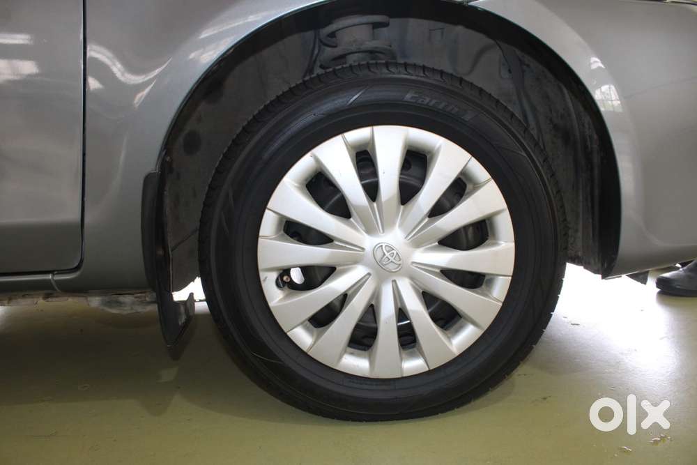 Toyota Etios Liva 2013-2014 G, 2013, Petrol