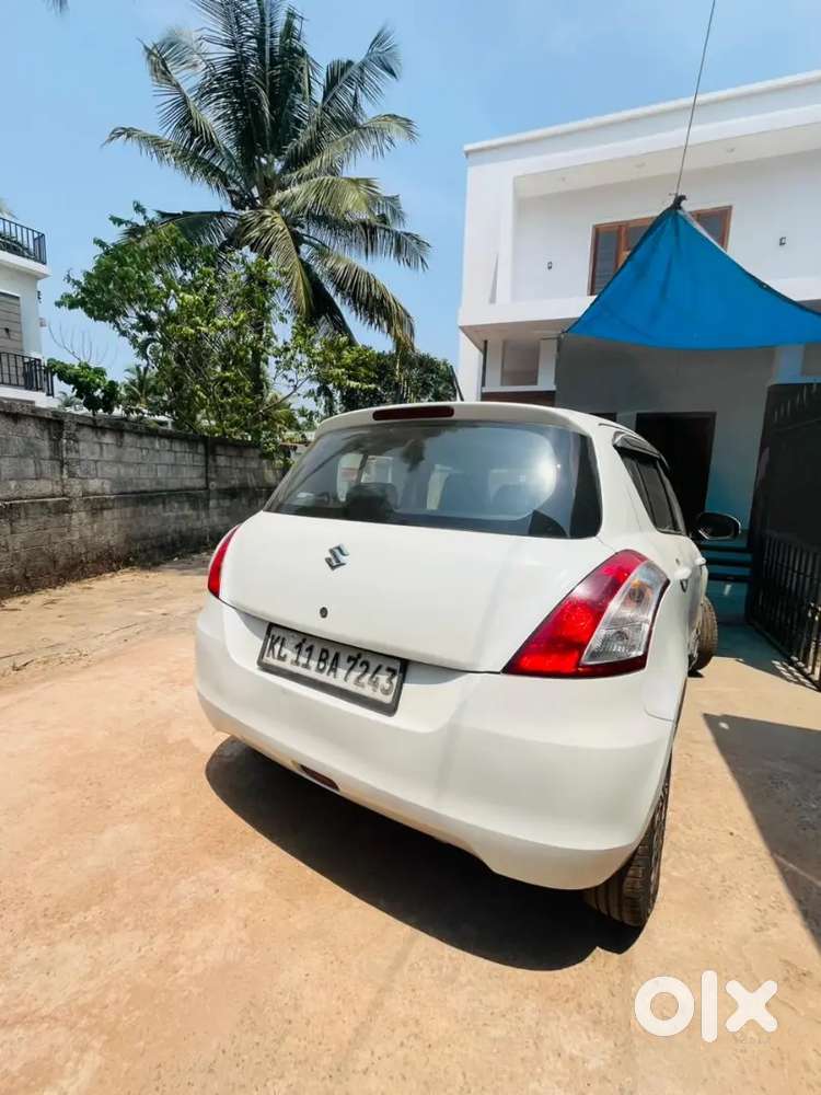 Good Condition Swift 2015 Model 2nd Owner 105000 Km
