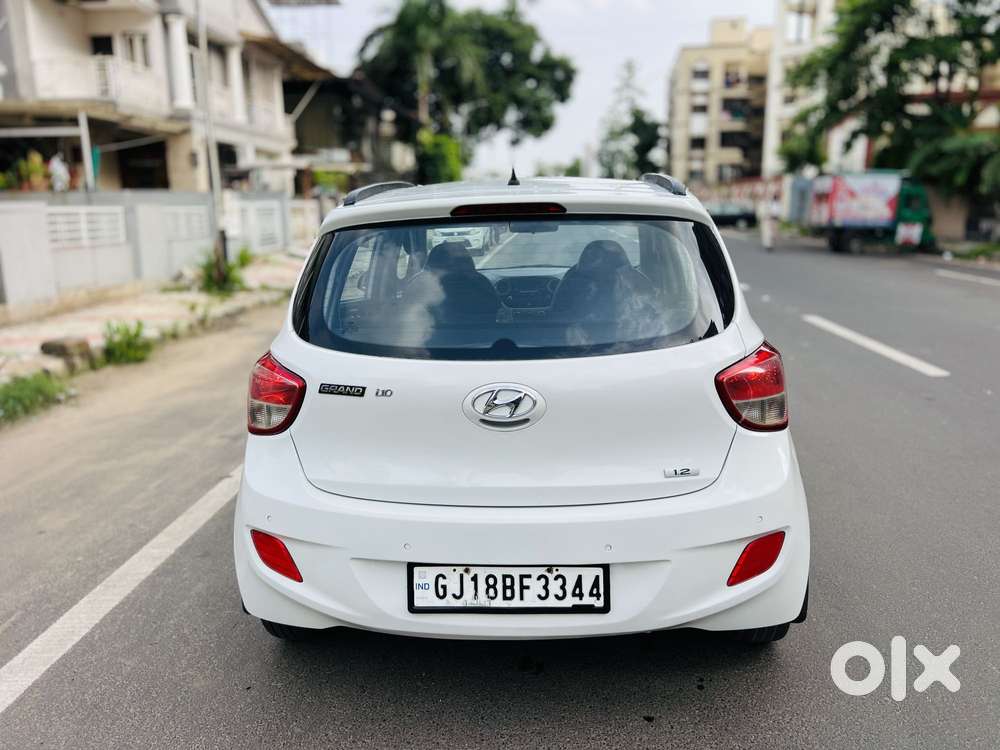 Hyundai Grand I10 Sportz Cng, 2016, Cng & Hybrids