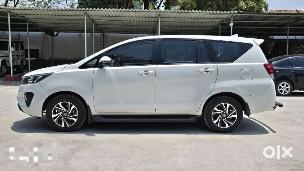 Toyota Innova Crysta 2.4 Gx Mt 8s, 2022, Diesel
