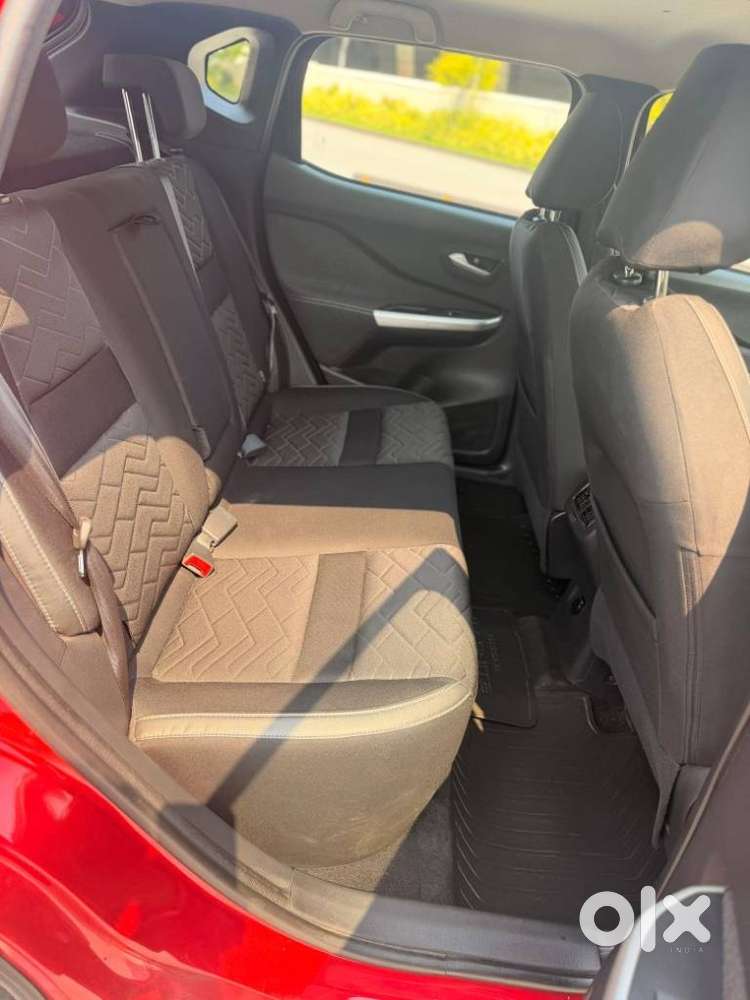 Nissan Magnite 1.0 Xv Dual Tone, 2021