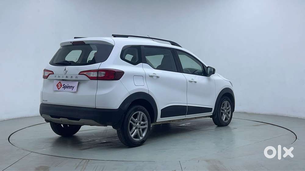 Renault Triber Rxz, 2022, Petrol