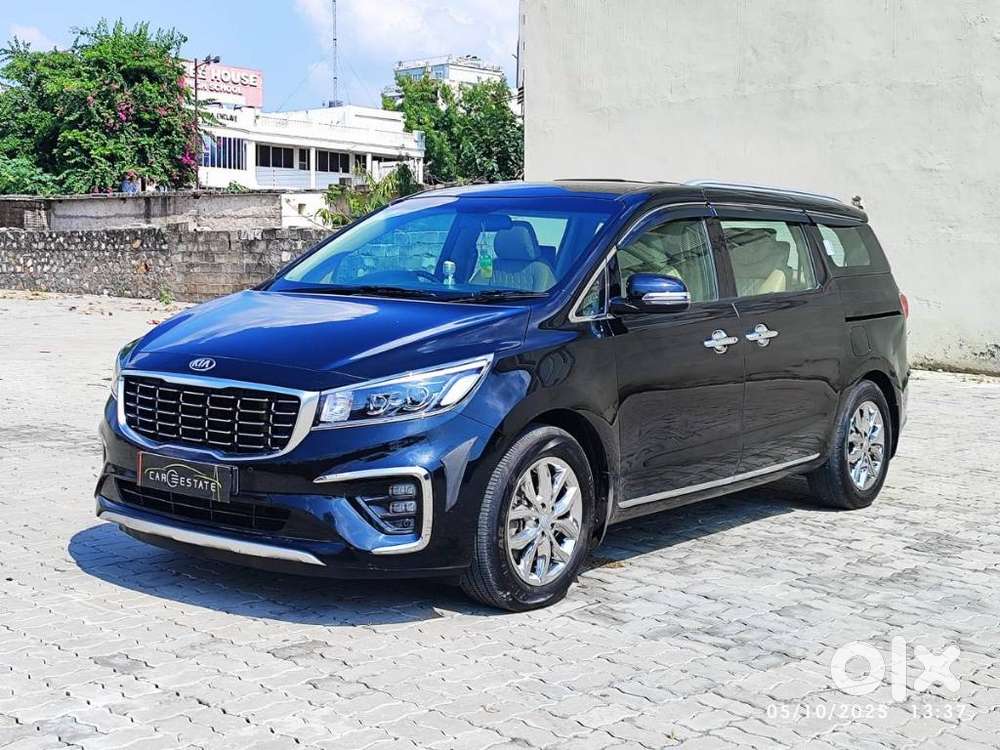 Kia Carnival Premium 8 Str, 2020, Diesel