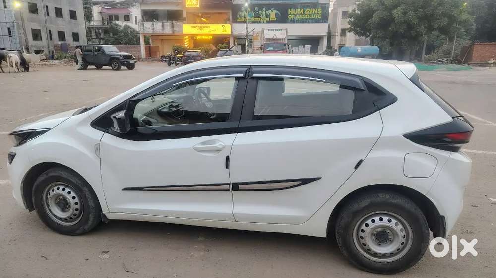 Tata Altroz 1.2 Petrol 2022