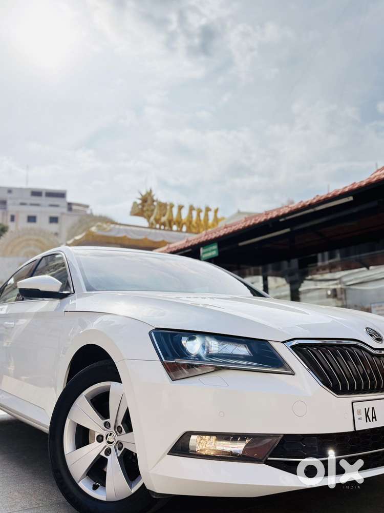 Skoda Superb Style 1.8 Tsi Mt, 2016, Petrol