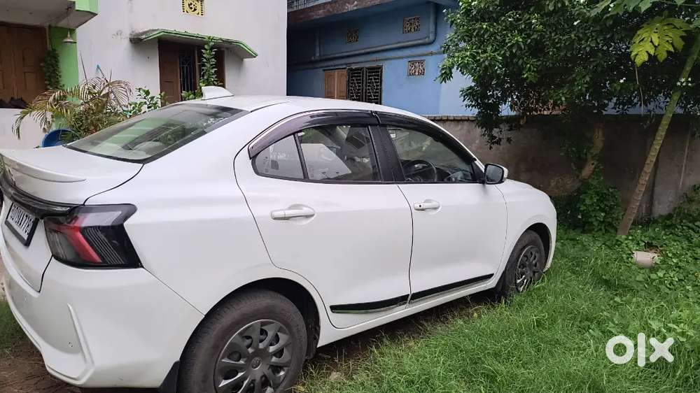 Maruti Suzuki Dzire Petrol Well Maintained