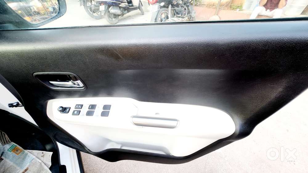 Maruti Suzuki Ignis 1.2 Zeta Mt, 2022, Petrol