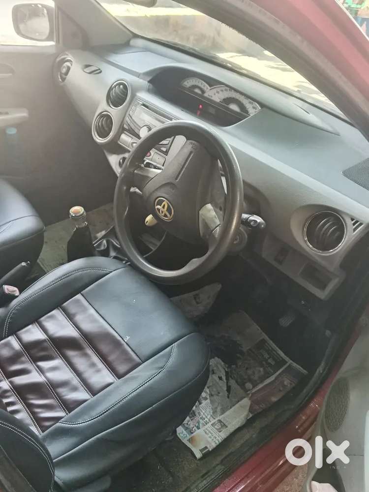 Toyota Etios Liva 2012