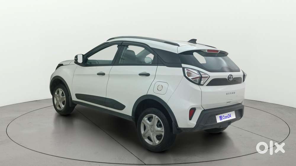 Tata Nexon 1.2 Revotron Xm (s), 2022, Petrol