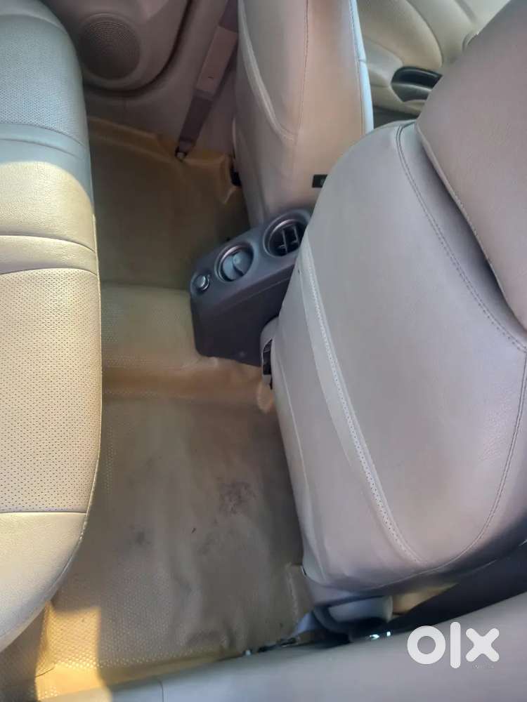 Nissan Sunny 2011 Petrol 57085 Km Driven