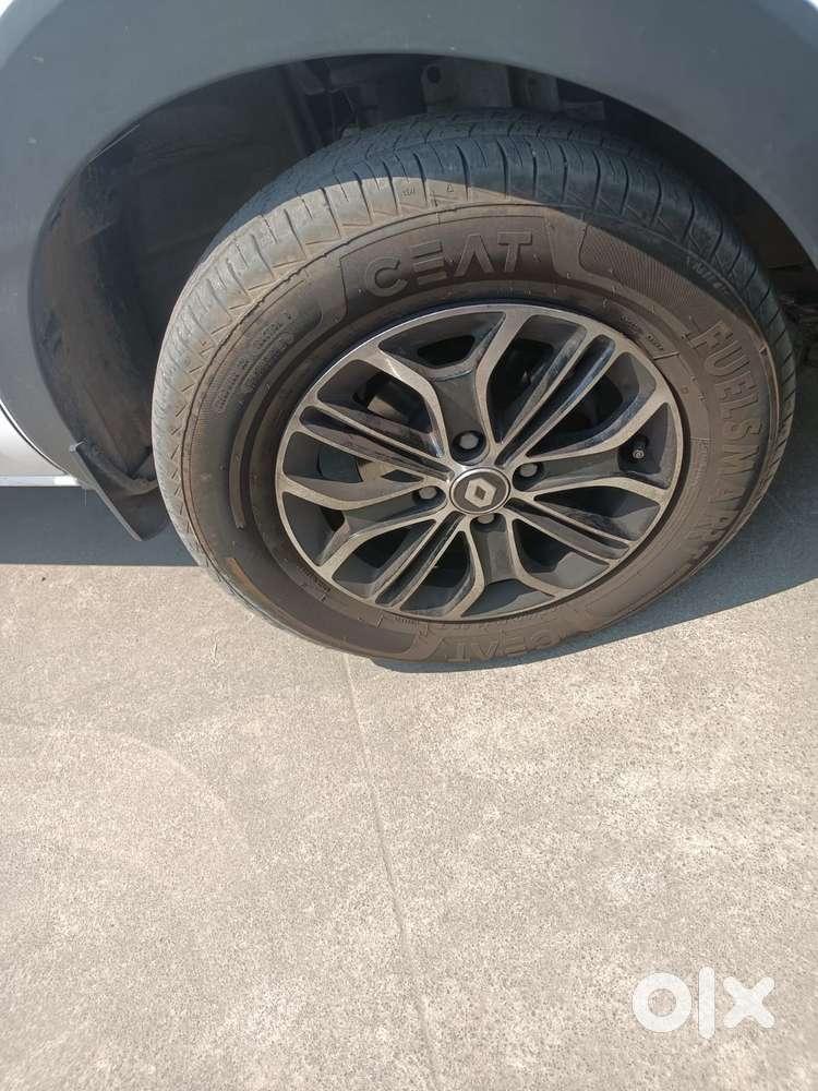 Renault Triber 1.0 Rxe, 2023, Petrol