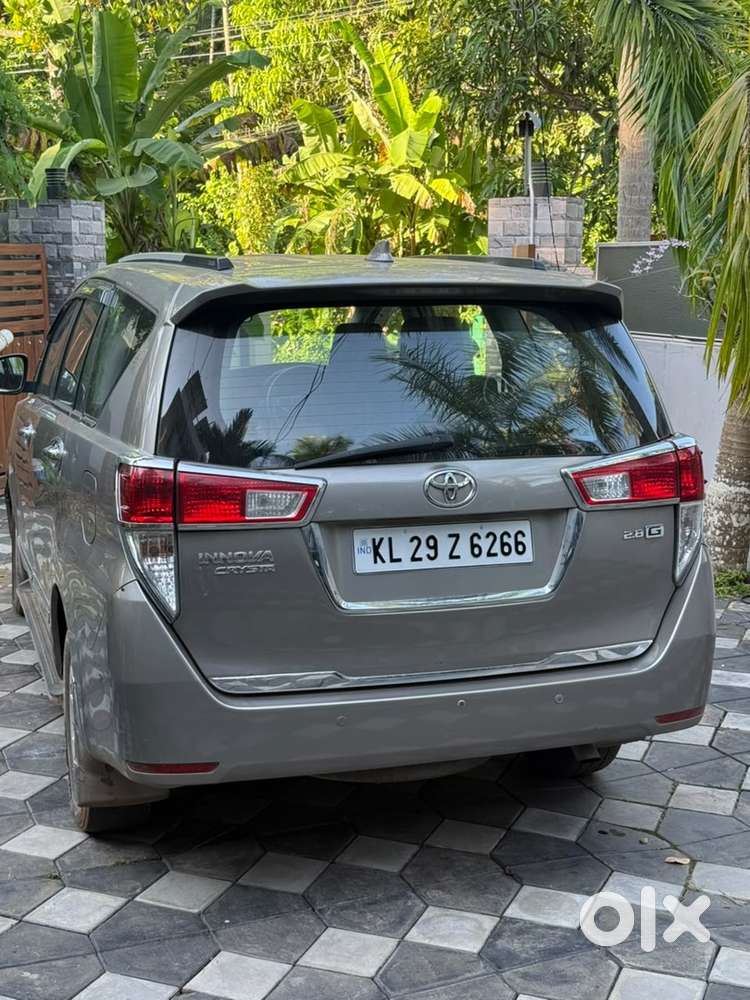 Toyota Innova Crysta 2017
