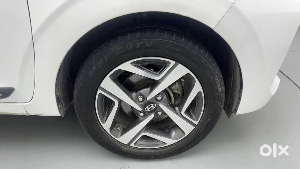 Hyundai Aura 1.2 Sx Cng, 2023, Cng & Hybrids