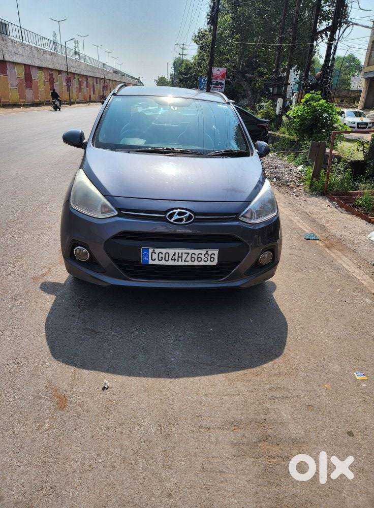 Hyundai Grand I10 Sportz, 2015, Petrol