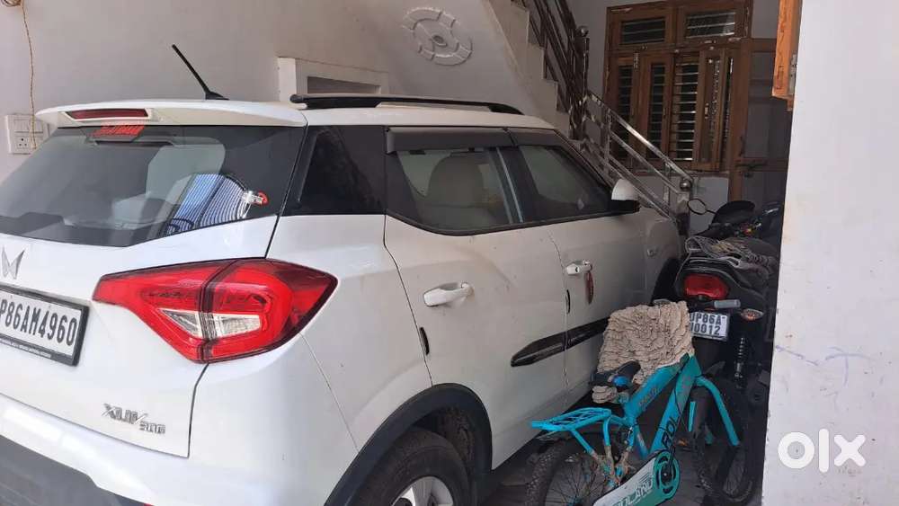 Mahindra Xuv300 2023 Petrol 9700 Km Driven