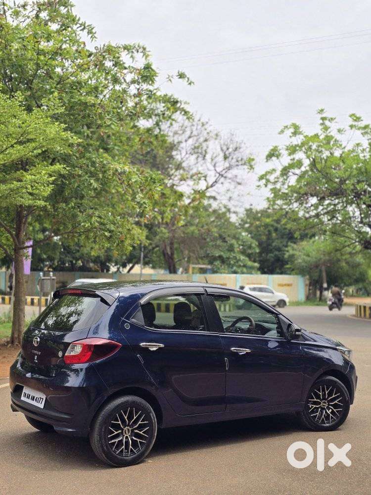 Tata Tiago 1.2 Revotron Xta, 2024, Petrol
