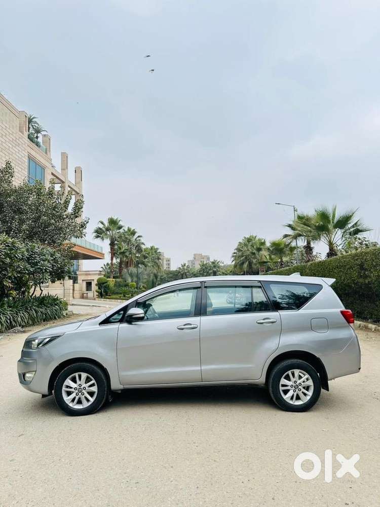 Toyota Innova Crysta 2017 Diesal 8 Str