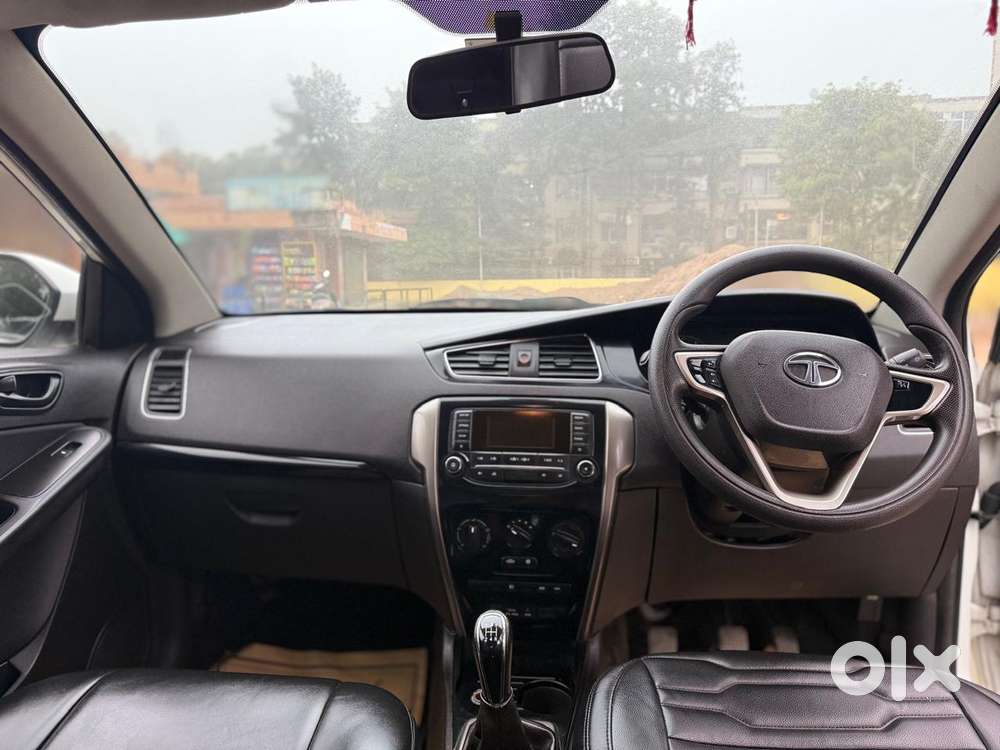 Tata Bolt Revotron Xe, 2015, Petrol