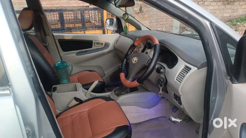 Toyota Innova 2.0 G1 2010