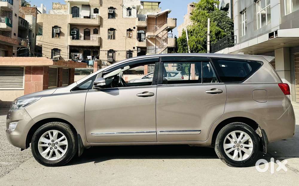 Toyota Innova Crysta 2.8 Gx At, 2017, Diesel